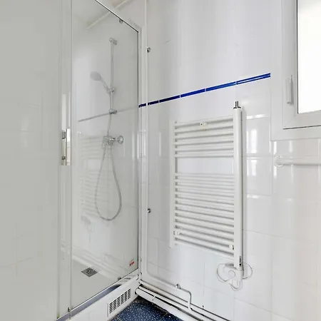 Bright - 2br-4p - Belleville *