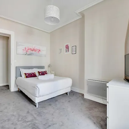 Bright - 2br-4p - Belleville Apartamento