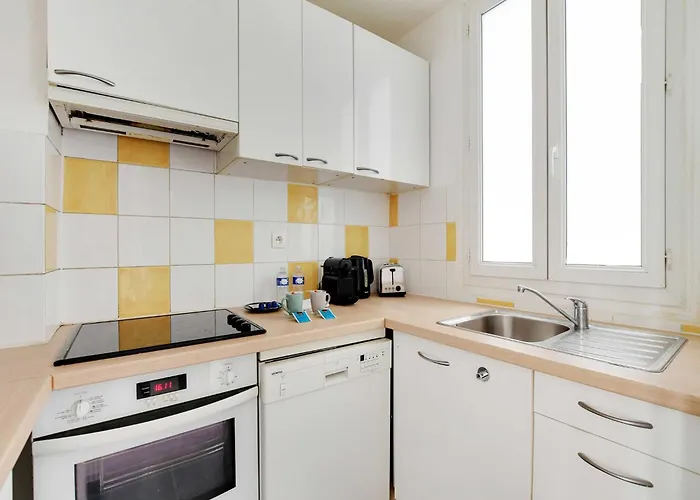 Bright - 2br-4p - Belleville Paris